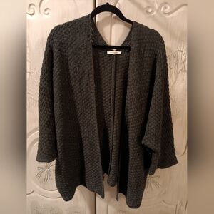 Wonderful Cozy Grey Sweater ✨️